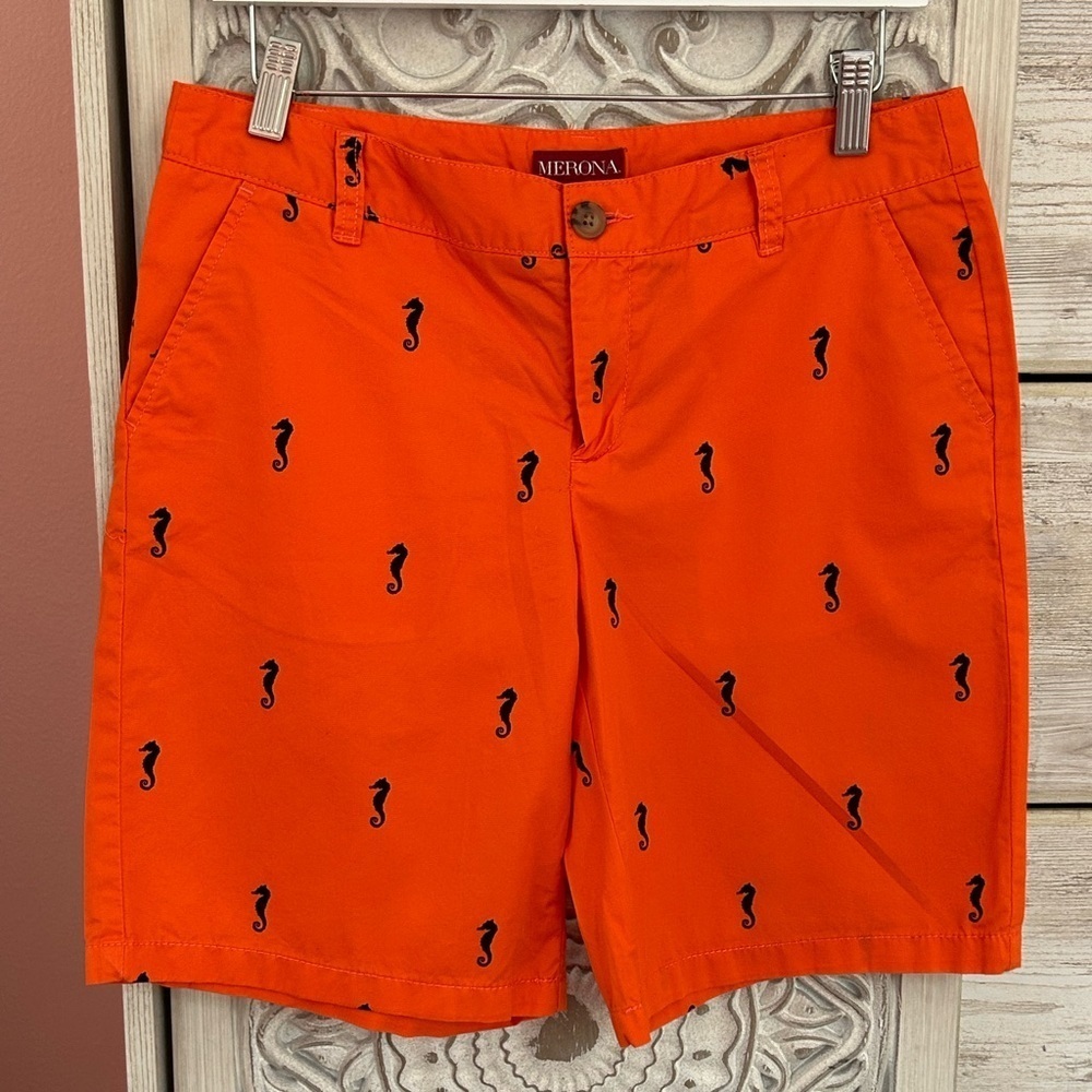 Southern preppy tropical whimsy seahorse print Bermuda shorts size 4 nautical
